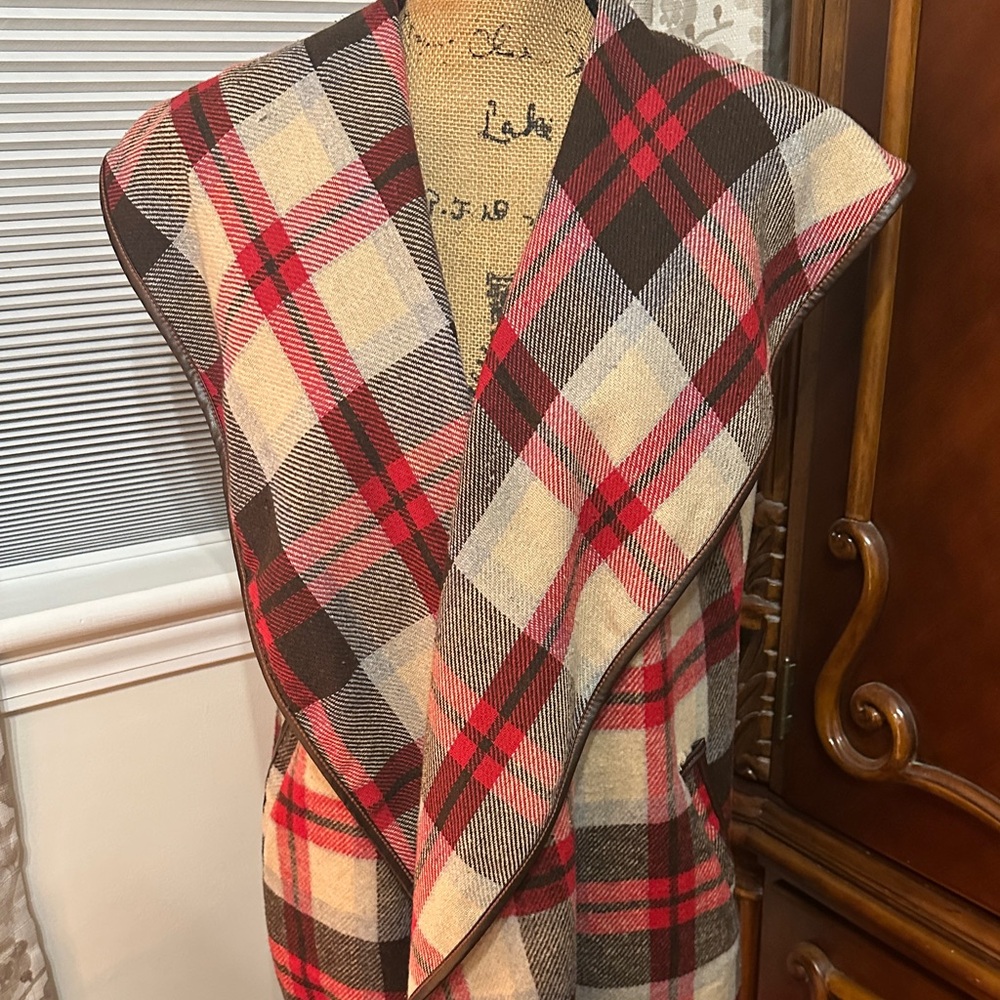 Chic Plaid Tartan Shawl /Vest